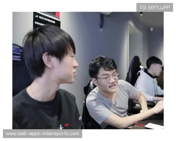 RNG保持日常高强度训练